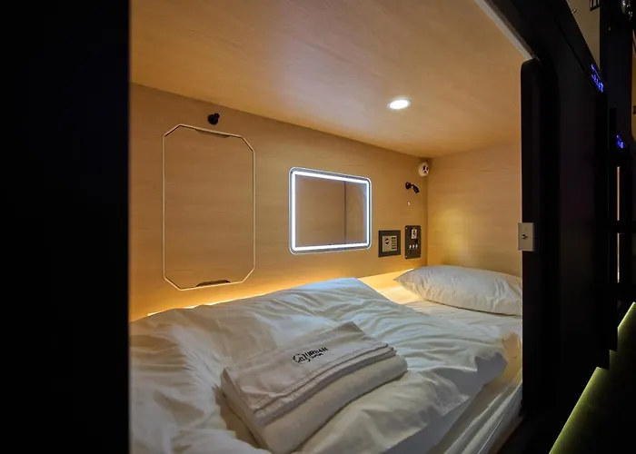 膠囊旅館 Urban Pod Capsule *